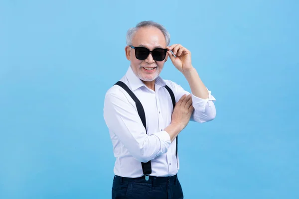 Active Young Senior Korean Asian Male Wearing Sunglasses Studio Background — Stock Photo, Image