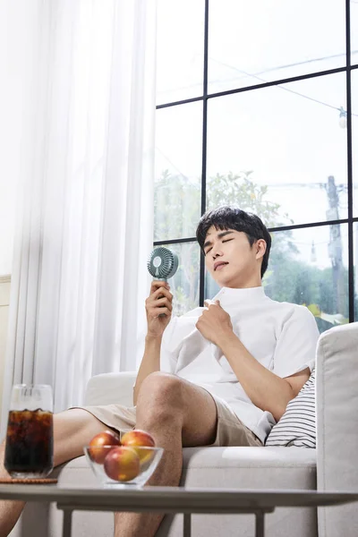 Summer Lifestyle Korean Asian Young Man Handheld Fan — Zdjęcie stockowe