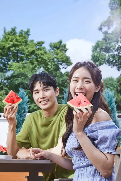 Summer Lifestyle Korean Asian Young Couple Watermelon —  Fotos de Stock