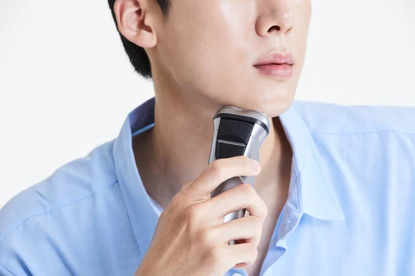 Korean Asian Young Man Shaving His Chin — Stock Photo, Image