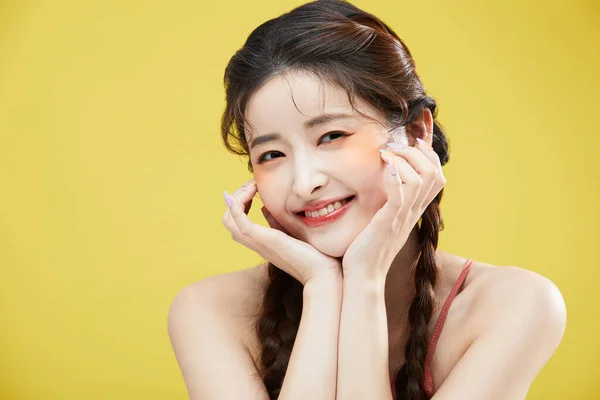 Ομορφιά Έννοια Φωτογραφία Του Κορεάτη Asain Όμορφη Γυναίκα Χαμογελώντας Πηγούνι — Φωτογραφία Αρχείου