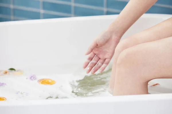 Beauty Concept Photo Korean Asain Beautiful Woman Sitting Bathtub Bowl — Stock Photo, Image