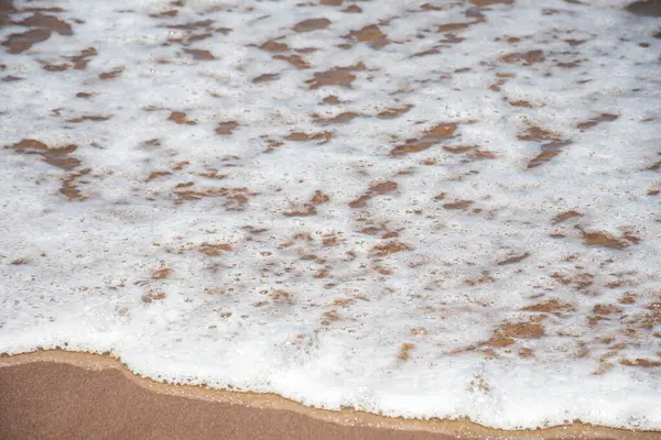 Вид Зверху Піну Хвилі Прибуває Берег Моря — стокове фото