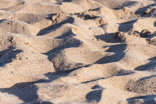 具有反差光影的海滩沙结构 — 图库照片