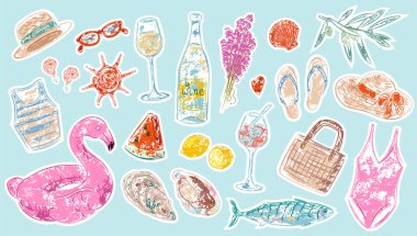 Plaj aksesuarları, deniz ürünleri, içecekler ve deniz kabuklarıyla dolu vektör yaz tatili etiketi. Grunge tarzında elle çizilmiş elementler. Tatil tasarımı, seyahat dekorasyonu, yazdırma için renkli Clipart