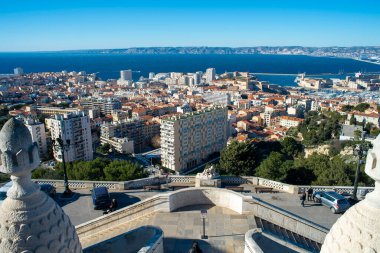 Bazilika Notre Dame de la Garde Marsilya. Marsilya 'nın sembolü olan 