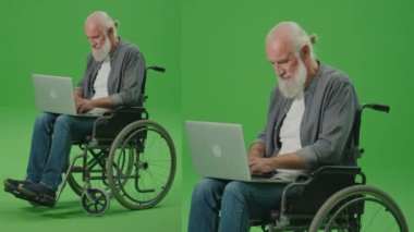 2 'de 1 oranında Yeşil Ekran Montajı. Tekerlekli sandalyedeki yaşlı bir adam dizüstü bilgisayarla çalışıyor. Yaşlı bir adam internette dizüstü bilgisayarını karıştırıyor, başparmaklarını kaldırıyor. Tekerlekli sandalyeli insanlar için destek teknolojisi..