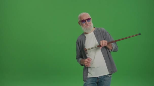 Green Screen Happy Old Man Funny Glasses Dancing Stick Smiling — Stock Video