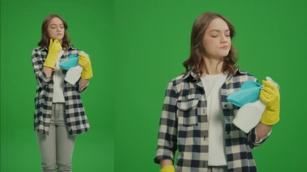 Split Green Montaż Ekranu Przemyślana Młoda Kobieta Żółtych Rękawiczkach Trzymająca — Wideo stockowe