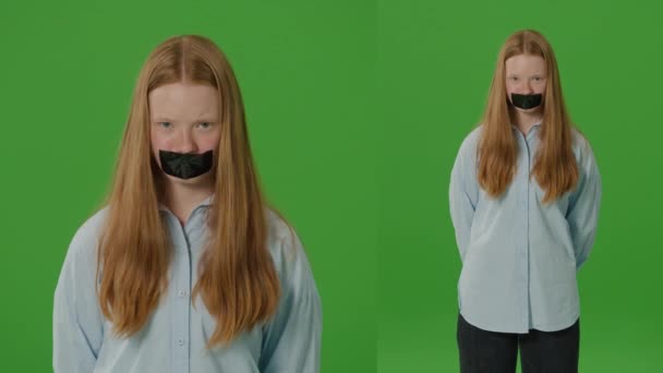 Pantalla Verde Dividida Chica Coloca Con Cinta Adhesiva Sobre Boca — Vídeos de Stock