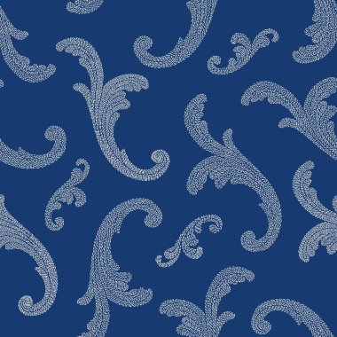 Koyu çivit mavisi arka planda gümüş işlemeli çiçek girdapları.