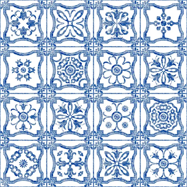 Mavi suluboya geometrik ve çiçekli karoların desensiz deseni 