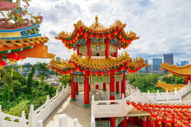 Thean Hou Tapınağı, Malezya 'nın Kuala Lumpur kentindeki bir Çin tapınağıdır. Çin deniz tanrıçası Mazu 'ya adanmış bir sığınak, aynı zamanda önemli bir turistik ilgi odağı..