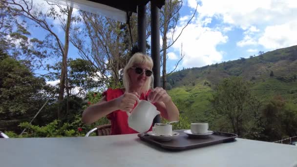 Woman Tourist Having Tea Cookies Panoramic Views Cameron Highlands Tea — Video Stock