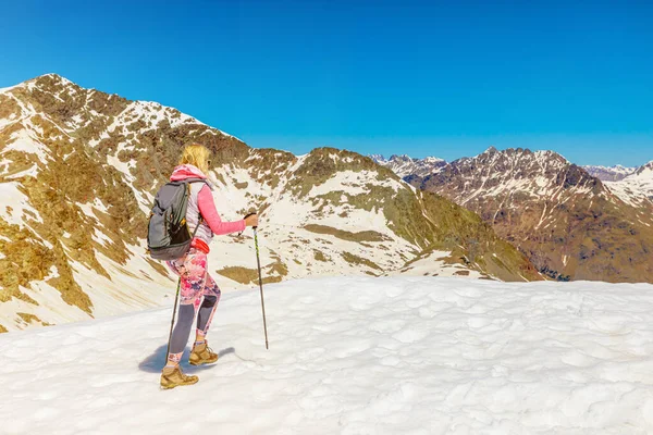 Backside Backpacker Woman Climbing Trekking Poles Top Diavolezza Col Switzerland — Stock Photo, Image