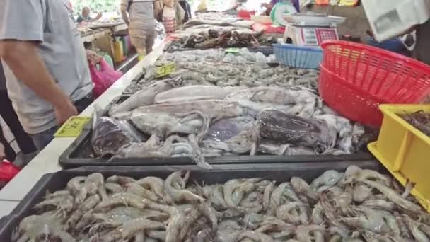 马来西亚吉隆坡周杰路市场 2023年1月 一个潮湿的市场以成本效益高的价格提供了从肉铺 海鲜摊贩到水果和调味品等多种商品 — 图库视频影像