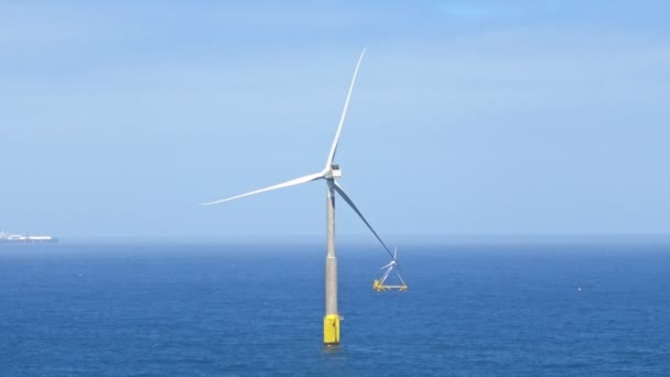 Větrné Turbíny Moři Poskytují Čistý Obnovitelný Zdroj Energie Pro Udržitelné — Stock video