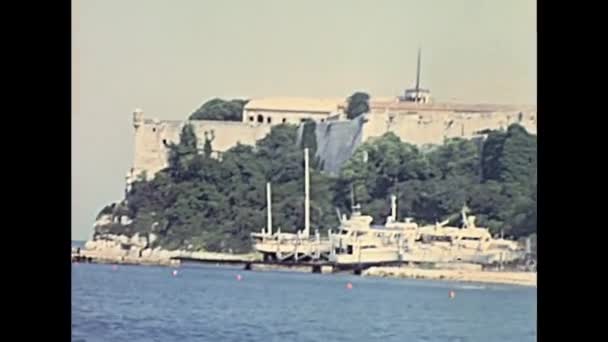 フォート ロイヤル サント マルグリット Fort Royal Ile Margurite 1960年代にフランスのカンヌ沖のサント マルグリット島にある歴史的な要塞 — ストック動画