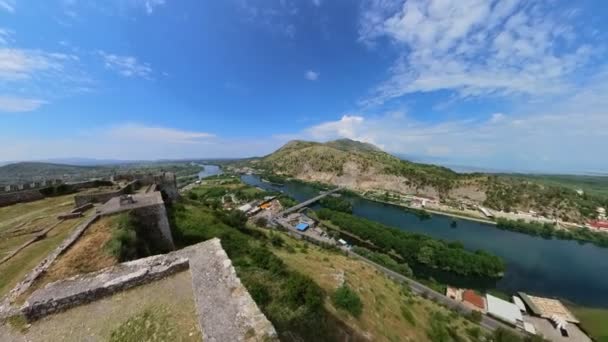 Shkoder Albania Junio 2023 Castillo Rozafa Con Ubicación Estratégica Sus — Vídeo de stock