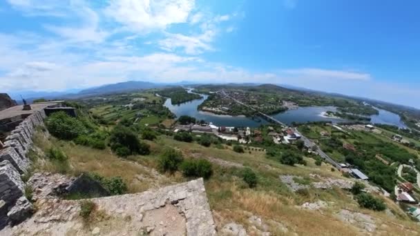 Shkoder Albania Czerwca 2023 Zamek Rozafa Strategicznym Widokiem Lotu Ptaka — Wideo stockowe