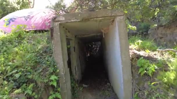 Albania Costruì Numerosi Bunker Durante Era Comunista Guidati Enver Hoxha — Video Stock