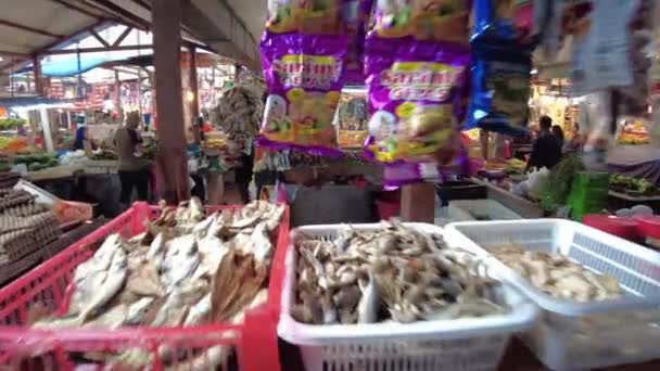 Kuala Lumpur Malezya Jan 2023 Tezgahlar Chow Kit Road Market — Stok video