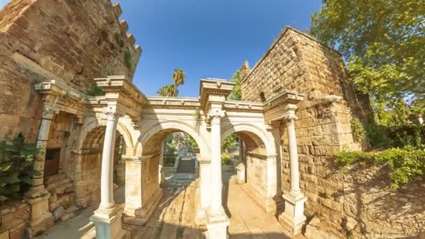 Den Antika Valvet Hadrians Gate Antalya Turkiet Förundras Över Romersk — Stockvideo