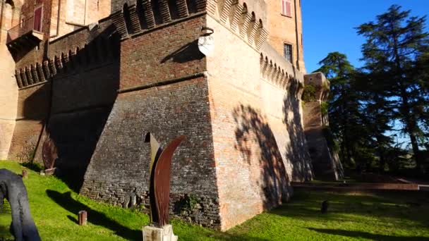 Dozza Kasteel Italië Staat Als Een Middeleeuws Wonder Stenen Muren — Stockvideo