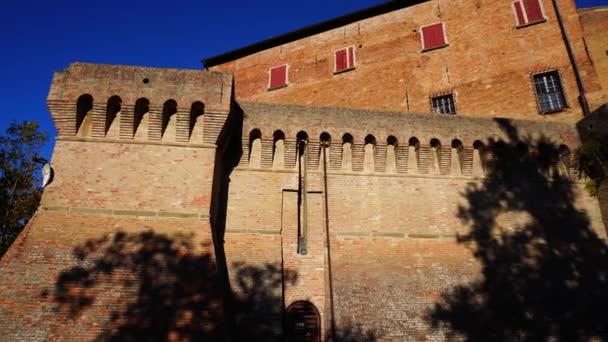 Dozza Kasteel Italië Staat Als Een Middeleeuws Wonder Stenen Muren — Stockvideo