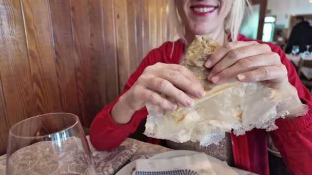 Slow Motion Lady Relishing Borlengo Tasty Dish Italys Emilia Romagna — Stock Video