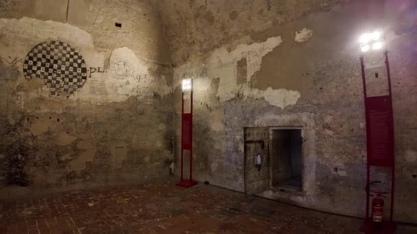 페라라 이탈리아 2023년 12월 페라라 감옥은 르네상스의 아름다움과 사이의 대조였다 — 비디오