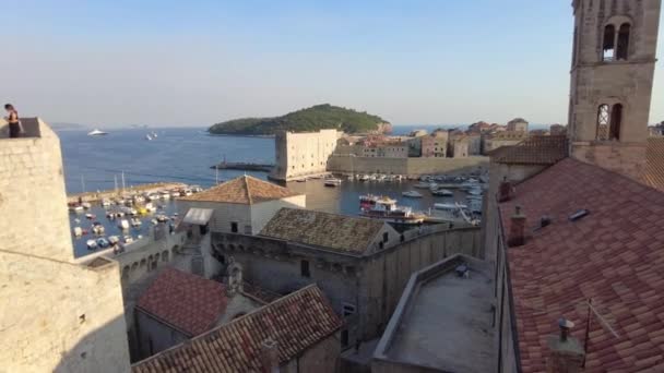 Ντουμπρόβνικ Κροατία Ευρώπη Αυγούστου 2021 Ηλιοβασίλεμα Στην Κορυφή Των Τειχών — Αρχείο Βίντεο