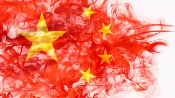 白色孤立的中国国旗的烟熏形状 香港诉中国案的冲突概念 港元与人民币汇率及国际商业紧张局势 — 图库视频影像