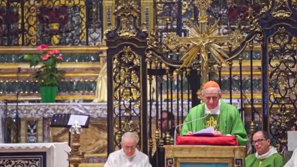 意大利博洛尼亚 2024年2月3日 大主教Matteo Maria Zuppi在圣卢卡圣母玛利亚圣地 Sanctuary Madonna San Luca 发表演讲 — 图库视频影像