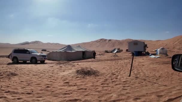 Wubar Omán Ledna 2024 Nomádští Strážci Ománské Prázdné Čtvrti Pěstují — Stock video