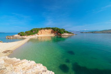 Ksamil Adaları (Arnavutça: 