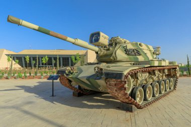 Royal Tank Museum, Amman, Ürdün - 4 Mayıs 2024: Ürdün Kraliyet Tank Müzesi, 1960 'lardan 1980' lere kadar ABD Ordusu 'nun Soğuk Savaş tarihini yansıtan M60 A1 ana savaş tankını sergiliyor..