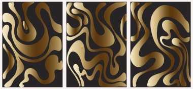 Siyah arka planda altın yaprakları olan üç zarif botanik çizimi. Lüks dekorasyon, davetiyeler, ambalaj, markalaşma ve duvar sanatı için mükemmel. Tropikal ve soyut bitki elementleriyle minimalist ve modern vektör tasarımı. Uygun.