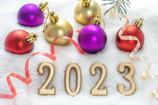 Frohes Neues Jahr 2023 Hintergrund Neujahrsferien Karte Mit Bällen Auf Stockfoto