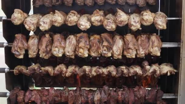 Schweinshaxen Auf Dem Grill Picknick Freien Beim Grillen Werden Steaks — Stockvideo