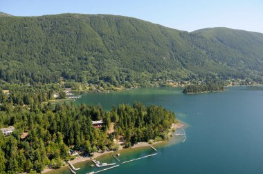 Youbou, Cowichan Gölü, Vancouver Adası Hava Fotoğrafları, British Columbia, Kanada.