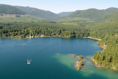 Gordon Körfezi İl Parkı, Cowichan Gölü, Vancouver Adası, British Columbia, Kanada.