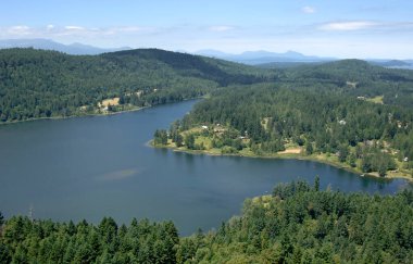 Saint Mary Gölü 'nün kuzey ucu, Salt Spring Adası, British Columbia, Kanada