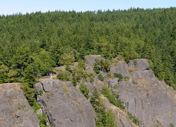 Haçın havadan çekilmiş fotoğrafı. Tzouhalem, Cowichan Vadisi, Vancouver Adası, British Columbia, Kanada.