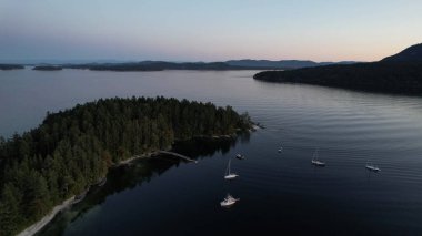 Russell Adası, Körfez Adaları Ulusal Parkı, Britanya Kolumbiyası, Kanada.