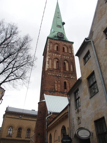 Πύργος Του Καθεδρικού Ναού Του Αγίου Ιακώβου Στη Ρίγα Λετονία — Φωτογραφία Αρχείου