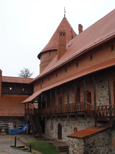 Pátio Castelo Trakai Moated Lituânia — Fotografia de Stock