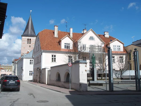 에스토니아 타르투의 보이는 교회의 — 스톡 사진