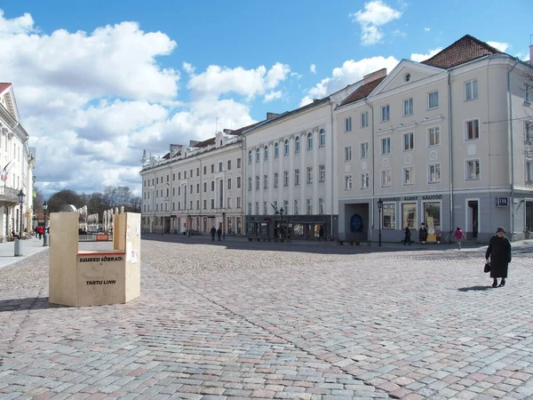 Расширяющаяся Ратушная Площадь Тарту Эстония — стоковое фото