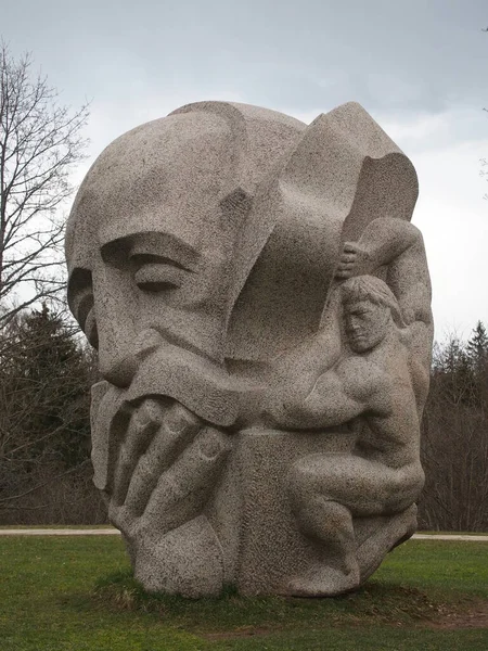 Skulpturträdgården Turaida Museum Reserve Nära Sigulda Lettland — Stockfoto